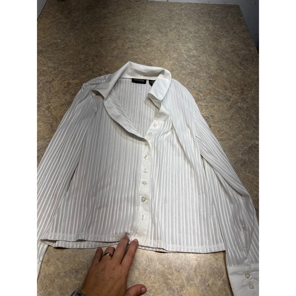 New York & Company Womens White Ribbed Button Down Long Sleeve Blouse Size M